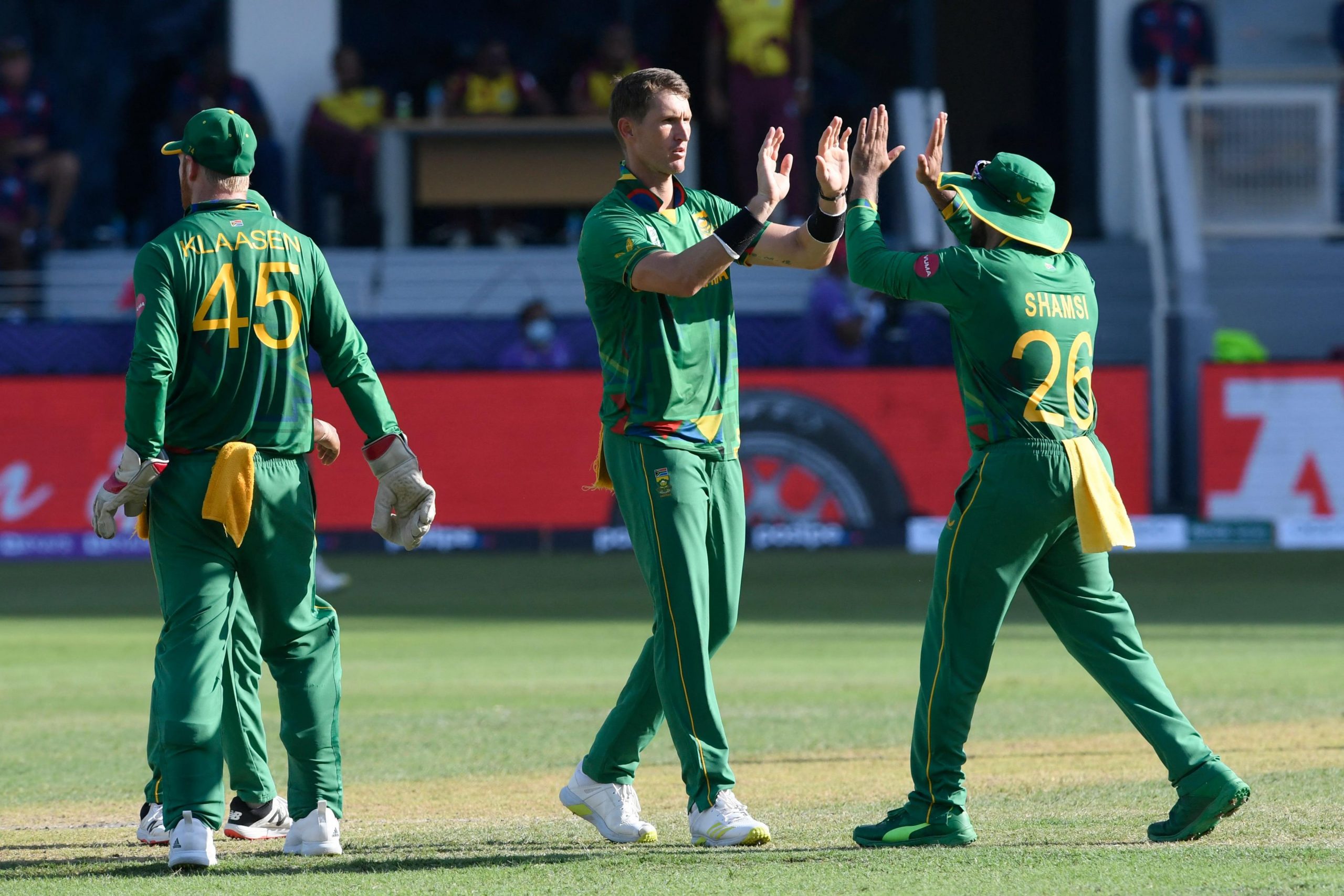 SAvWI, मैच रिपोर्ट - दक्षिण अफ्रीका ने दी वेस्टइंडीज टीम को 8 विकेट से एकतरफा मात